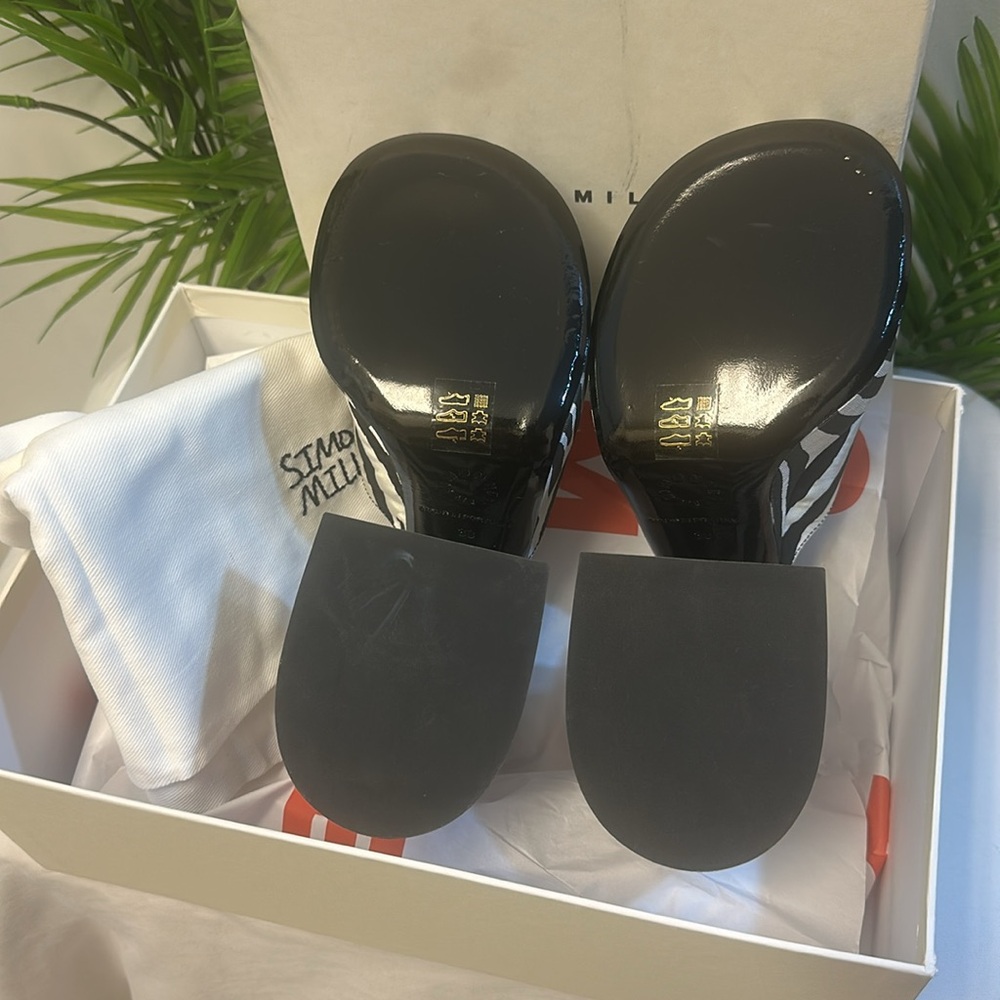 ποΈποΈ HOST PICK π SIMON MILLER Black & White Slice Heeled Sandals, U.S size : 7 - Picture 8 of 14